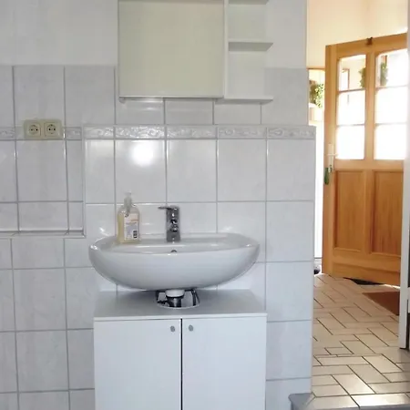Apartment 1 Bedroom In Flueggendorf Klausdorf (Bay of Kiel)
