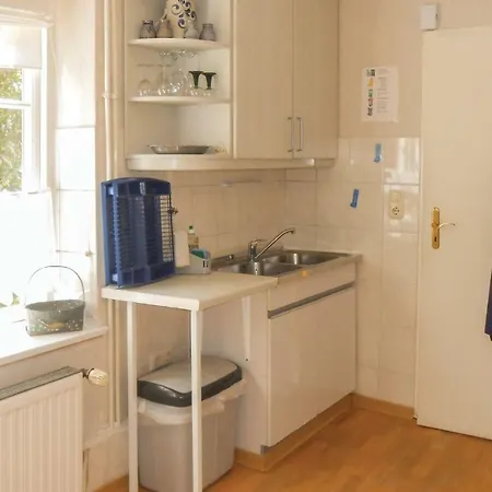 1 Bedroom In Flueggendorf Apartment *